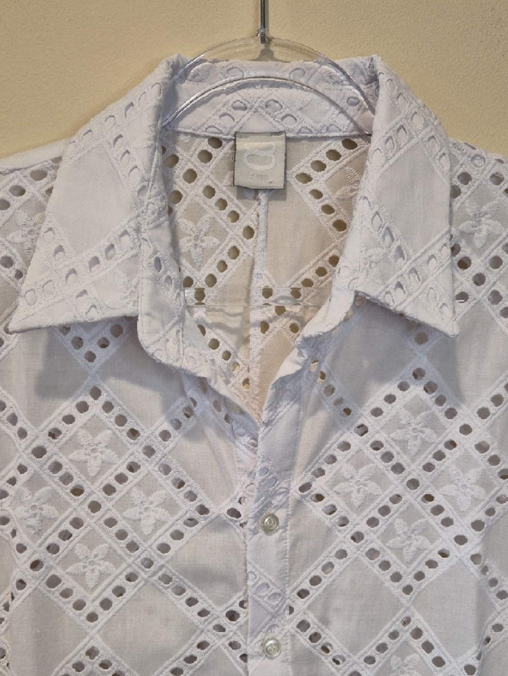 White Eyelet Button-Front Swim Coverup. Made In Italy - Picture 3 of 12